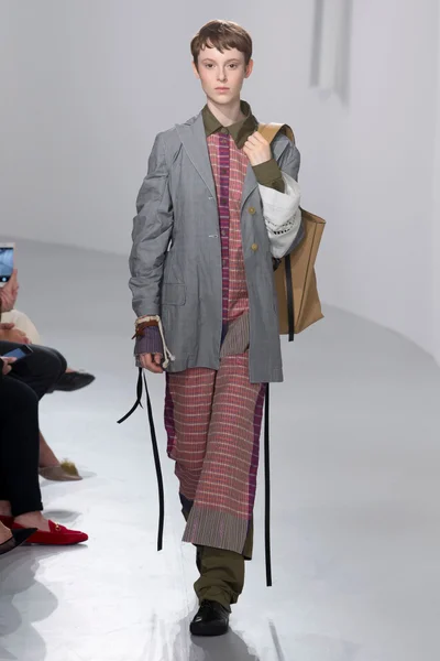 Look 36